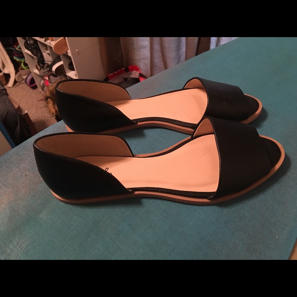 Quipid black flats